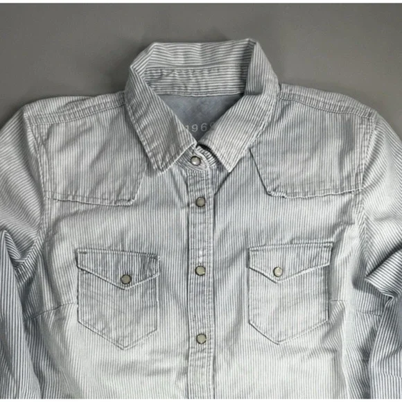 Gap 1969 Denim Pearl Snap Shirt Womens XL Light Blue Stripe Western Country - Picture 1 of 14